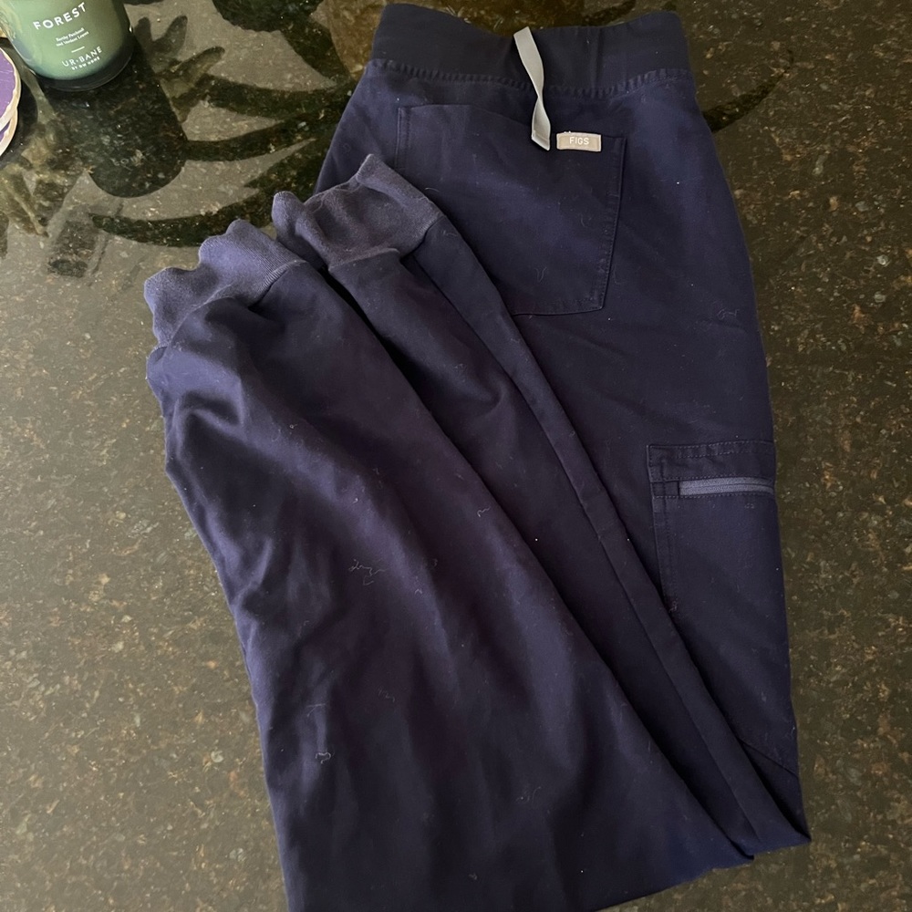FIGS Zamora Scrub Jogger EUC Size L Tall, Navy